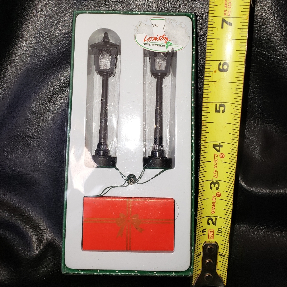 3" Light Posts